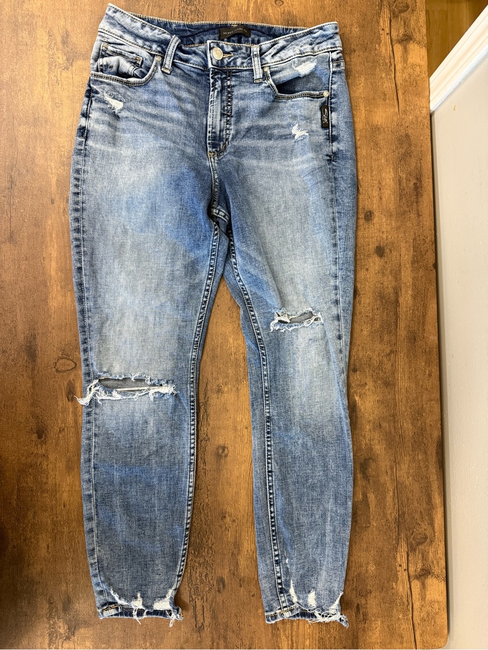 Silver Women's Avery Skinny Distressed Blue Denim Jeans W30/L27
